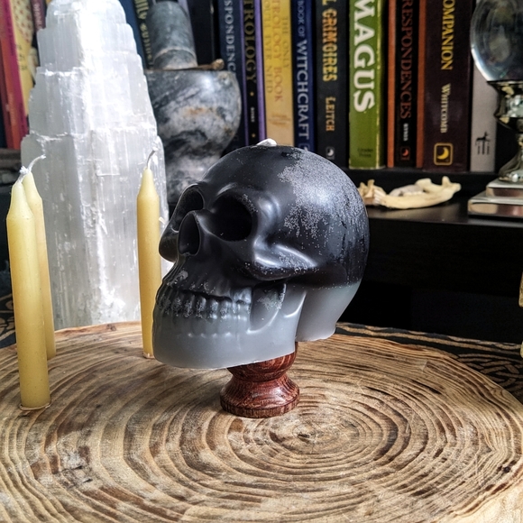 Handmade Two Tone Black and Grey Skull Candle - Picture 3 of 5